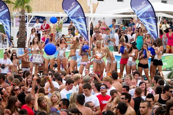 papaya-club-1